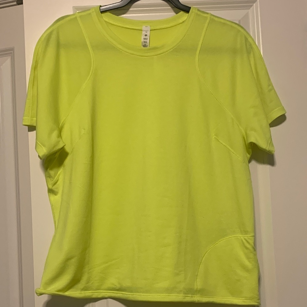 lululemon Highlighter Yellow Lightweight Cinch Hem Hiking Tee, Sz 12, NWT